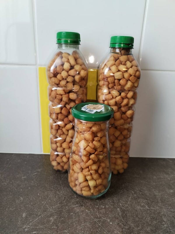 Croquettes ou amuse bouche, jus de bissap