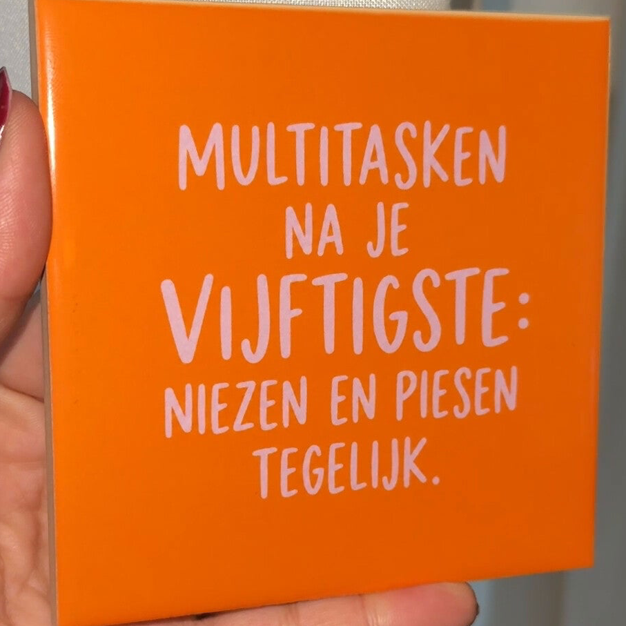 Multitasken na je vijftigste niezen en piesen tegelijk