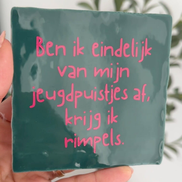Ben ik eindelijk van mijn jeugdpuisjes af, krijg ik rimpels