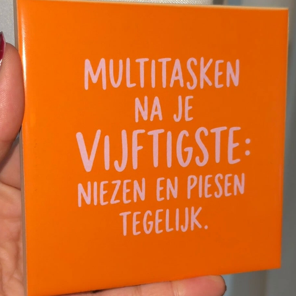 Multitasken na je vijftigste niezen en piesen tegelijk