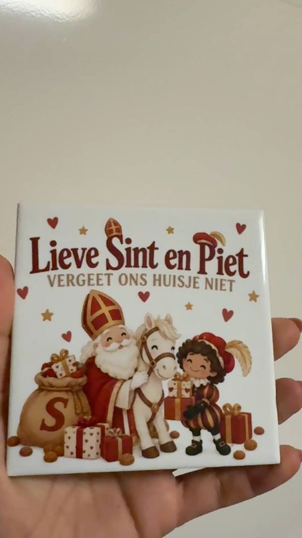 Lieve Sint en Piet vergeet ons huisje niet !
