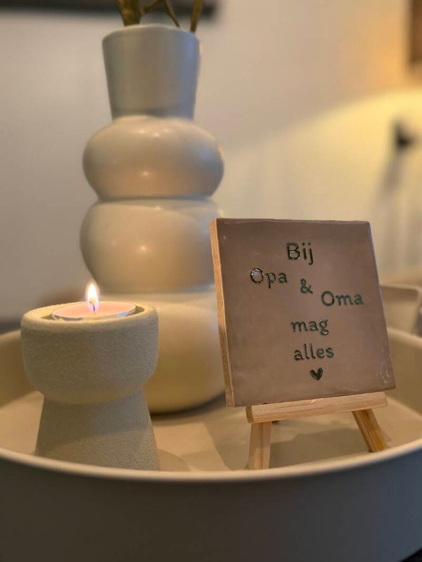 Tegeltje met tekst - Bij opa&oma mag alles -