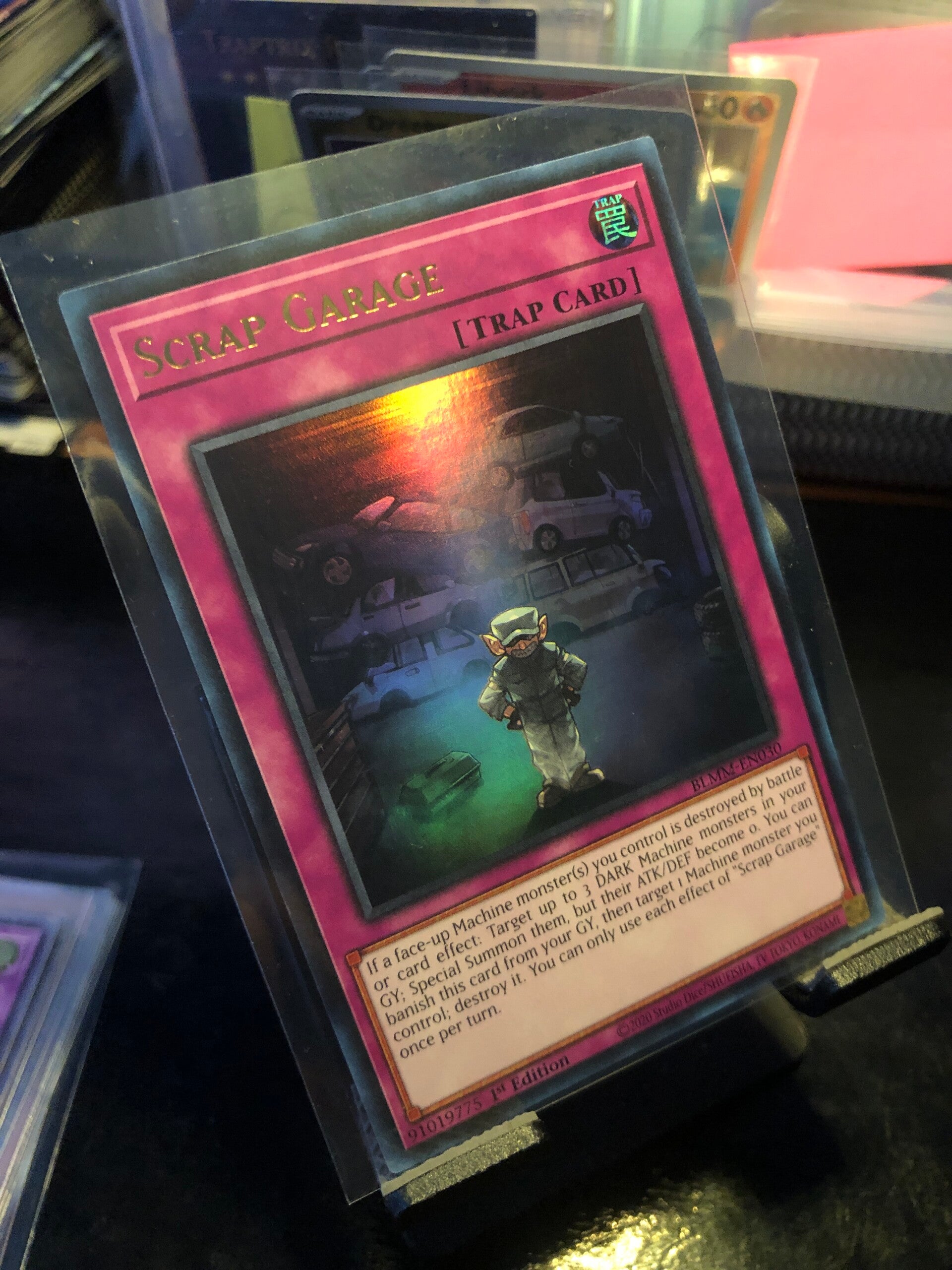 Yu-Gi-Oh! - Battles Of Legend: Monster Mayhem - Scrap Garage - Ultra Rare - BLMM-EN030 - Trap Card