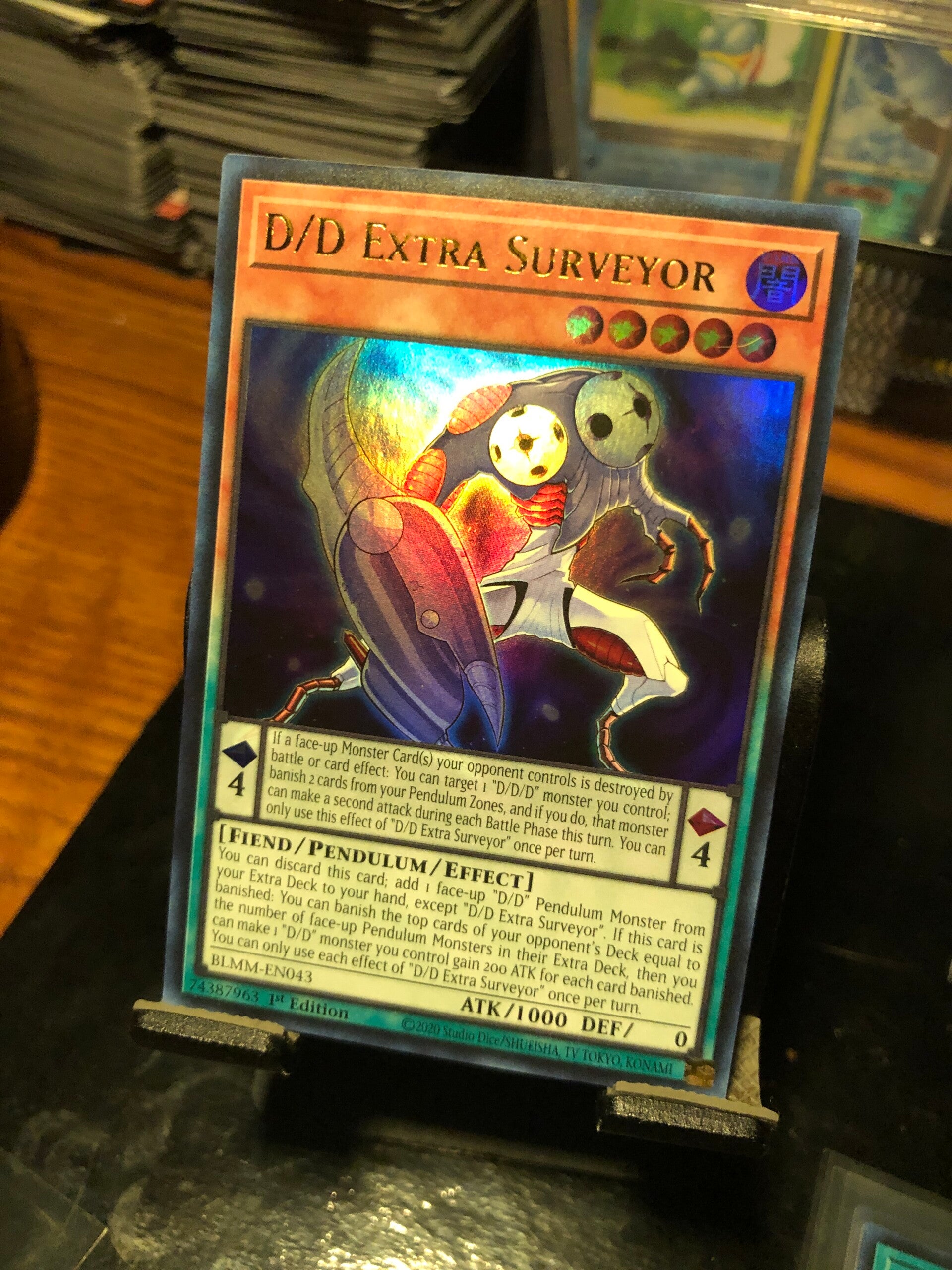 Yu-Gi-Oh! - Battles Of Legend: Monster Mayhem - D/D Extra Surveyor - Ultra Rare - BLMM-EN043 - Monster/Pendulum/Effect Card