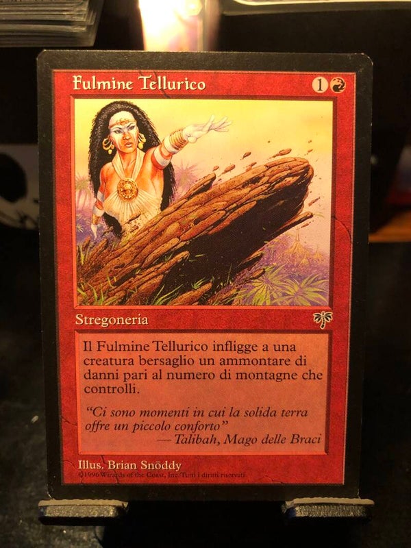 MTG | Italian | Mirage | 1996 | Spitting Earth (Red) | NM