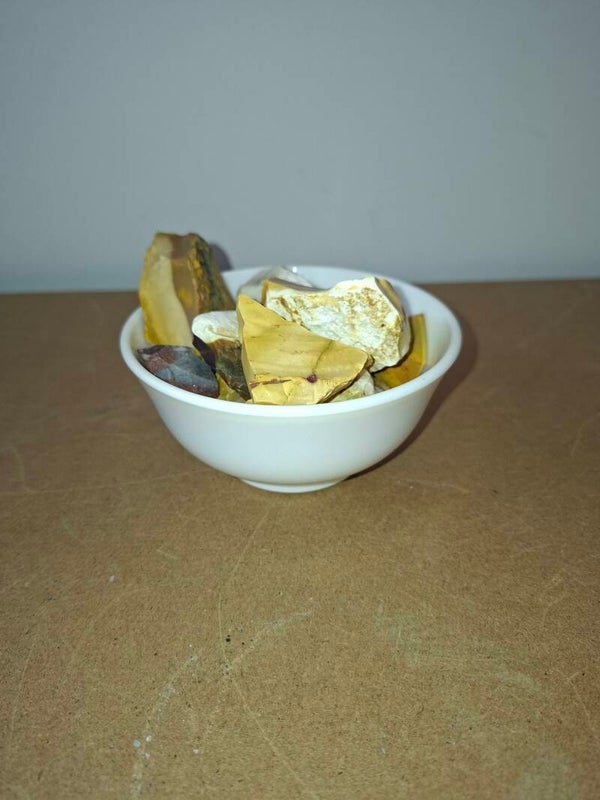 Mookaite pieces