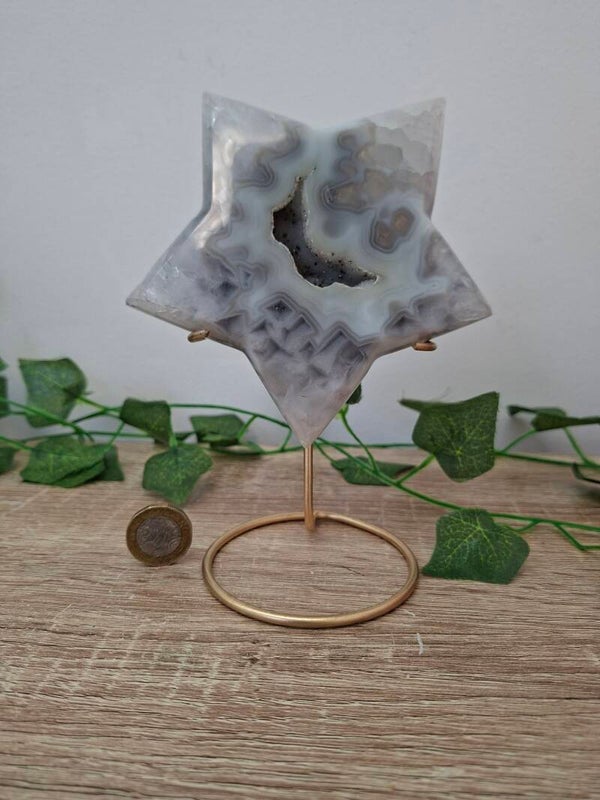 Agate Star on Stand