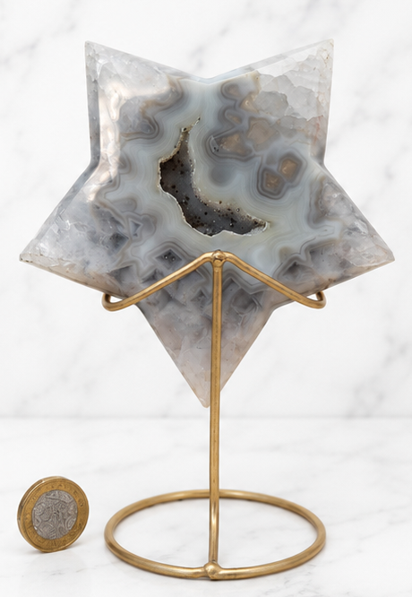Agate Star on Stand