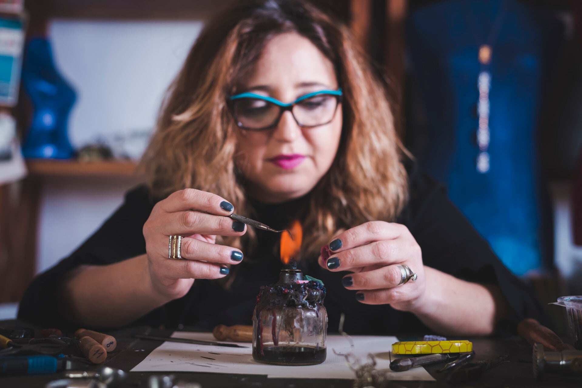 Florinda Guadagna, associazione culturale officine analogiche, Castiglion fiorentino, Arezzo, Toscana. Arti, mestieri, workshop. Corso di tecnica della cera persa