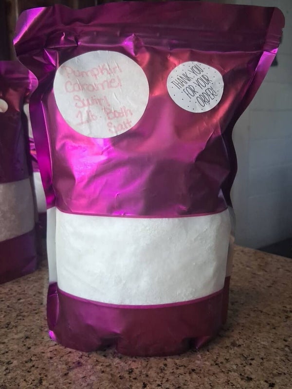 Pumpkin Caramel Swirl Bath Salt