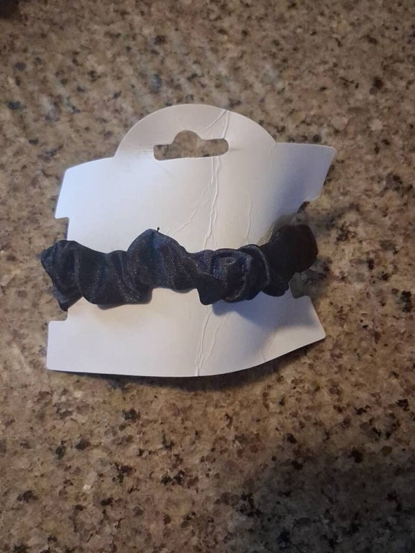 Black scrunchie