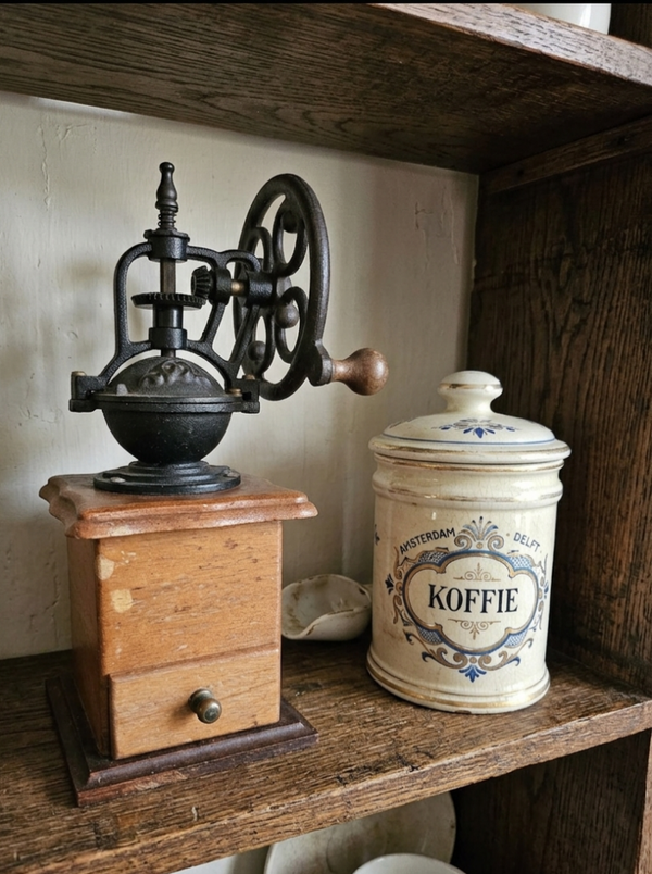 Vintage koffiemolen