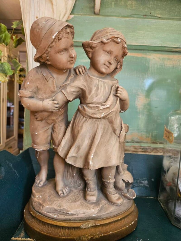 Beeld jongen & meisje
