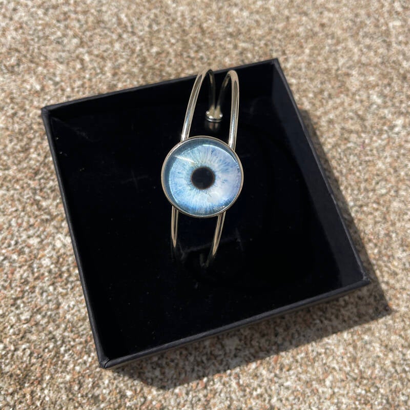 bracelet-1-iris-standard.jpg