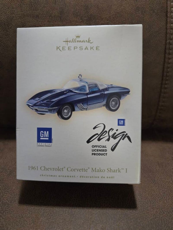Hallmark ornament Classic American Cars 1961 Corvette shark