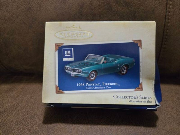 Hallmark ornament Classic American Cars 1968 Pontiac Firebird
