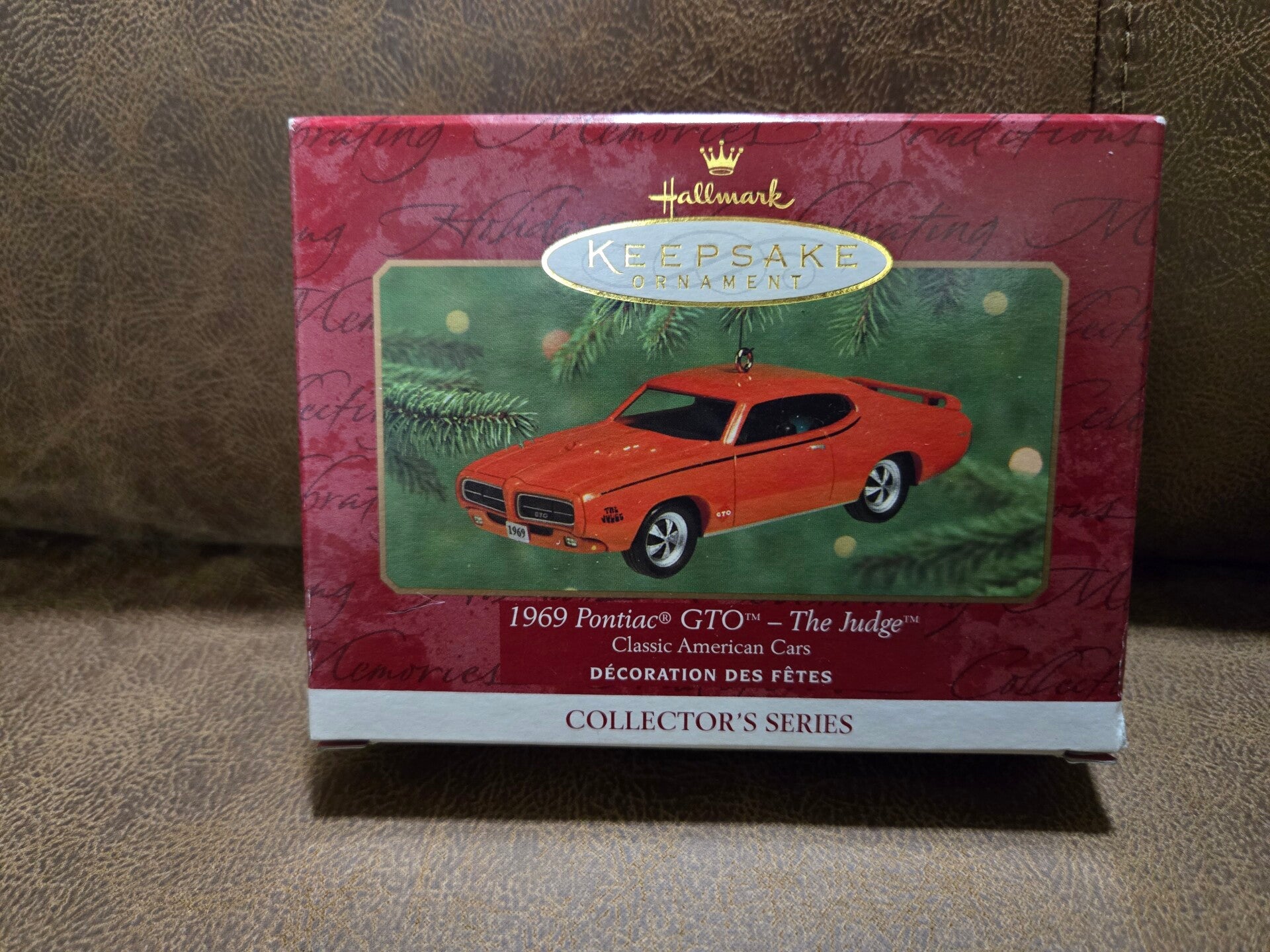 Hallmark ornament Classic American Cars 1969 Pontiac GTO The Judge
