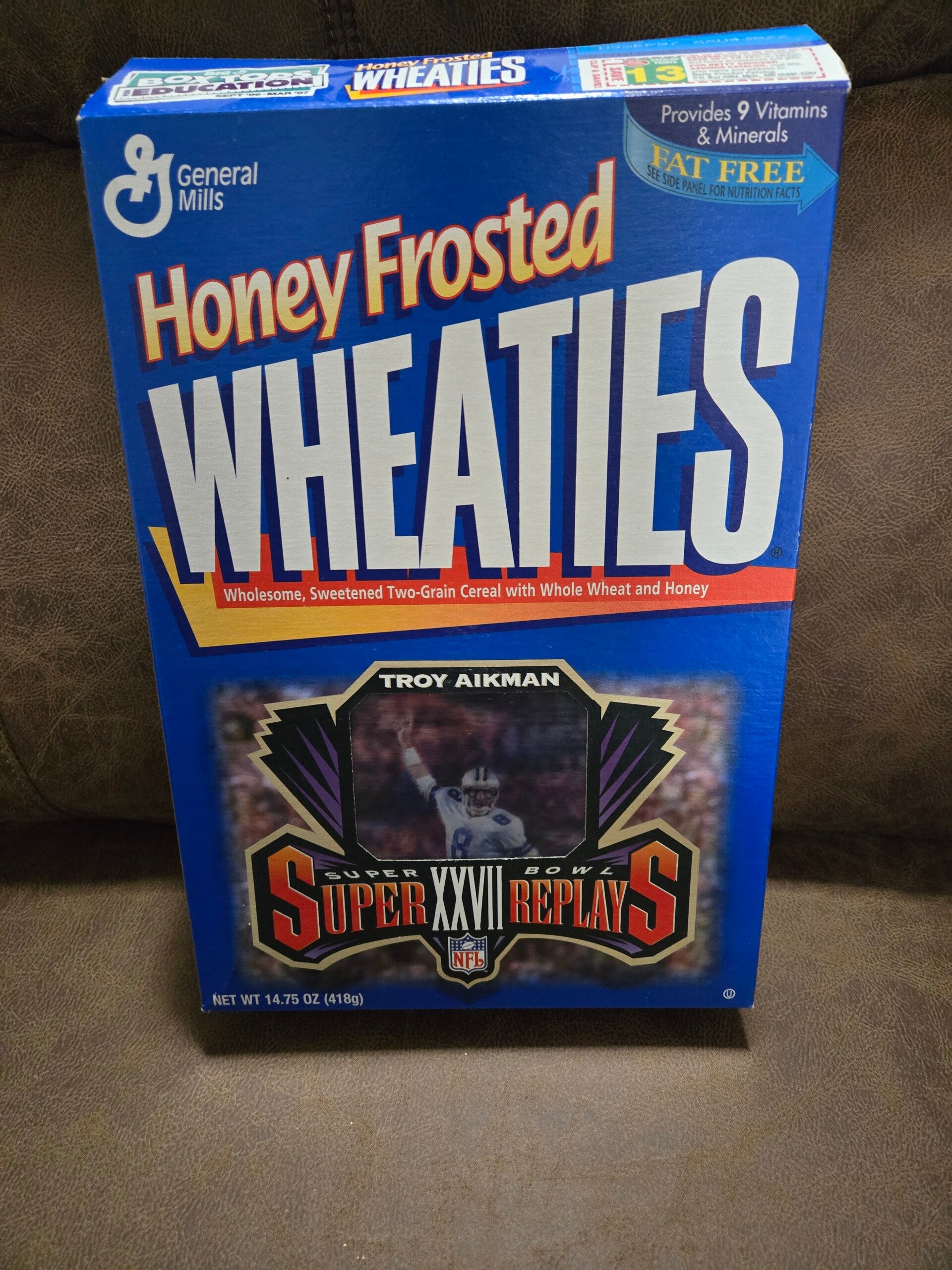 Wheaties Troy Aikman motion card cereal box