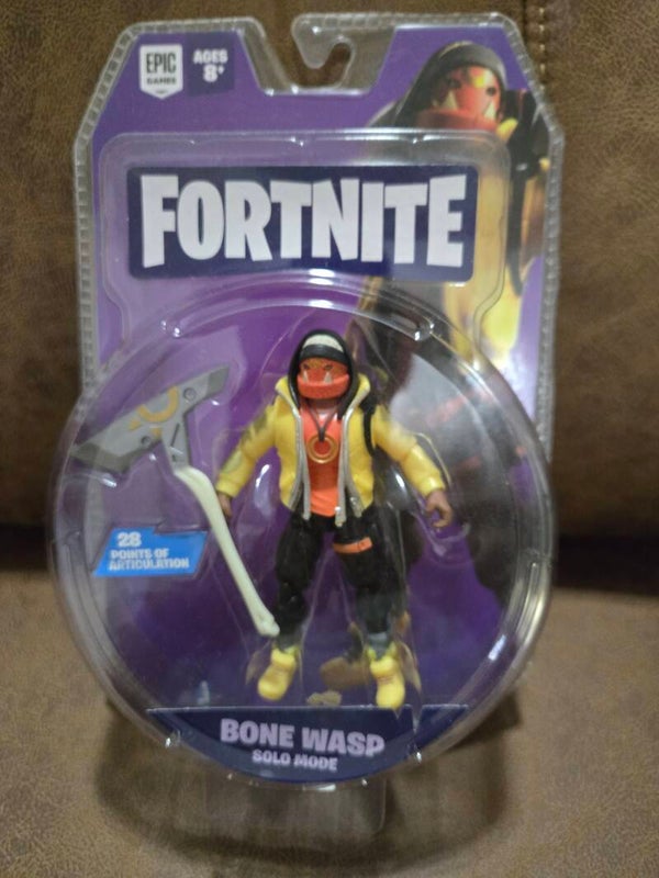 Fortnite figure Bone Wasp Epic games 2020