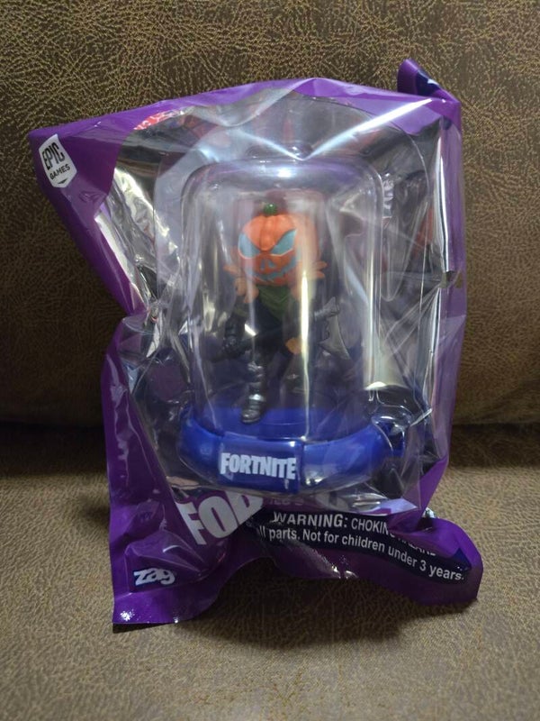Fortnite series 3 Domez mini figure   Hollowhead