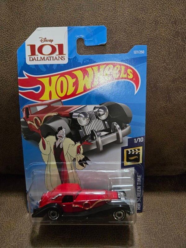 Hot Wheels diecast 101 Dalmatians  Cruella De Vil