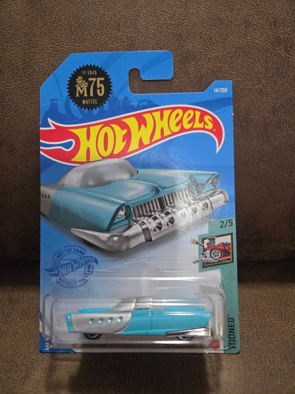 Hot Wheels diecast Mattel Dream Mobile