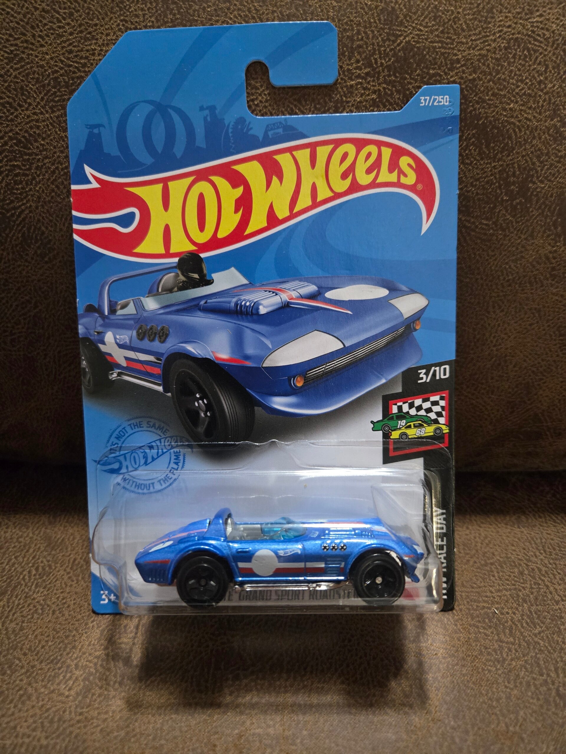 Hot Wheels diecast Corvette Grand Sport Roadster