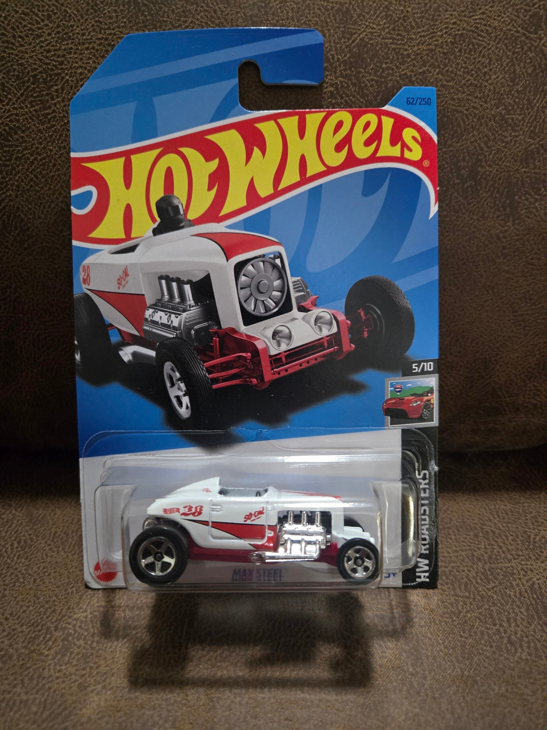 Hot Wheels diecast Max Steel hot rod