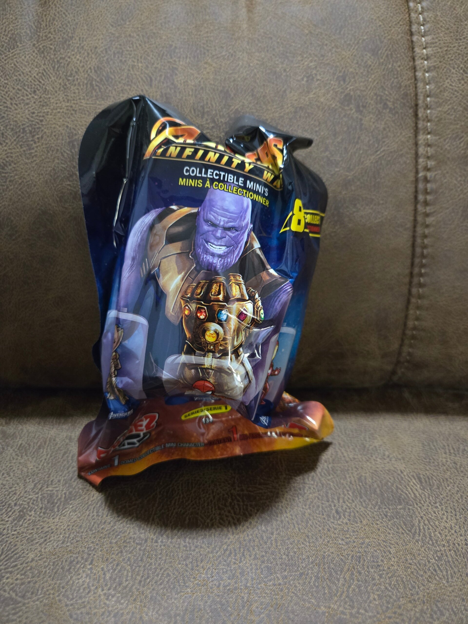 Domez Avengers Infinity War  series 1 blind bag