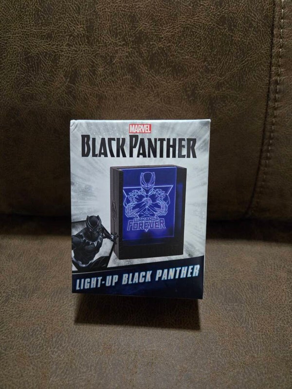 Marvel comics Black Panther Wakanda Forever light up