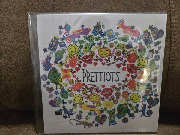 The Prettiots 7 inch vinyl record 2015