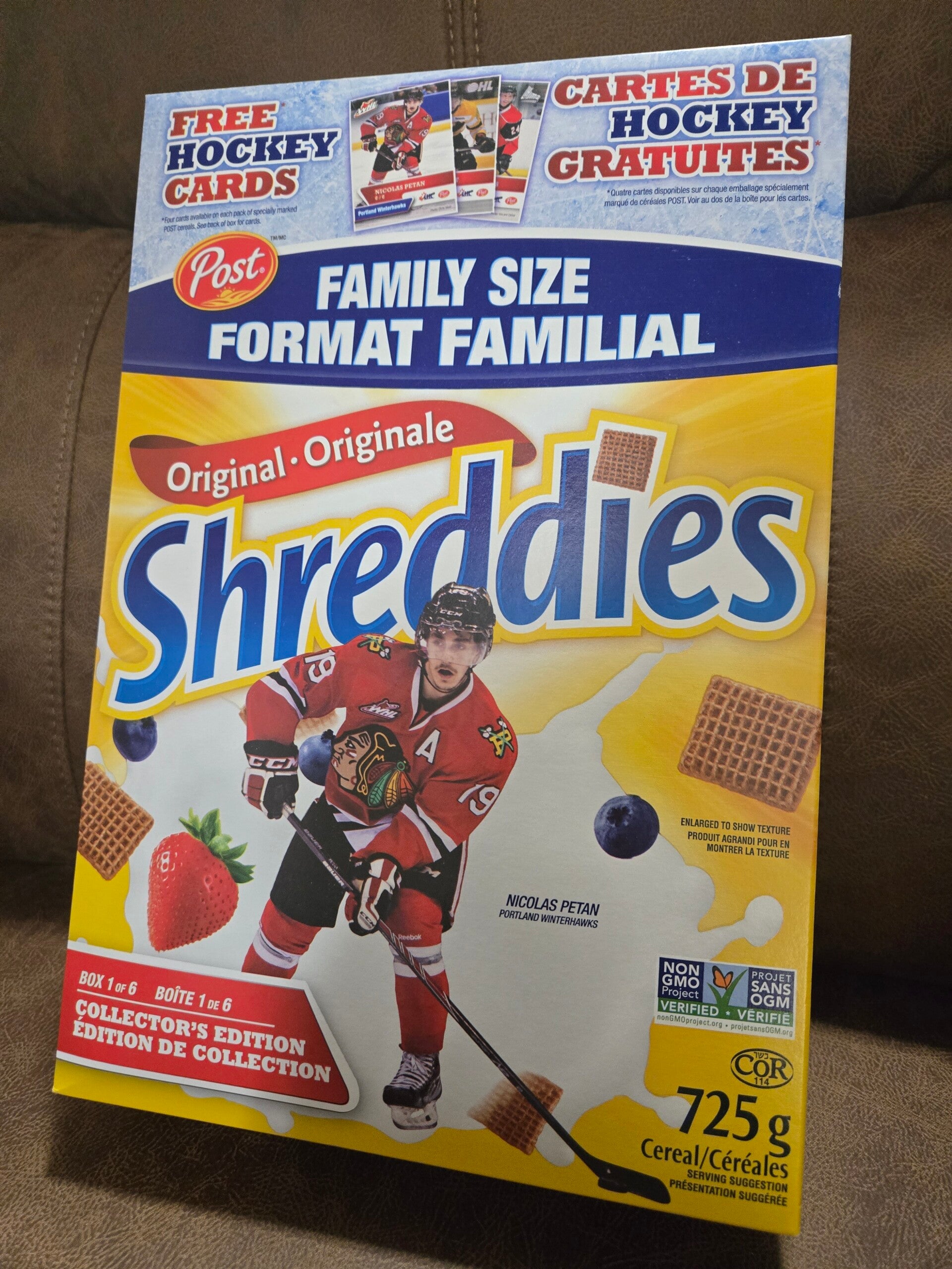 Post cereal Shreddies with hockey cards