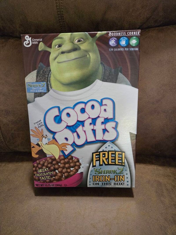Cocoa Puffs cereal box with Shrek 2 2005