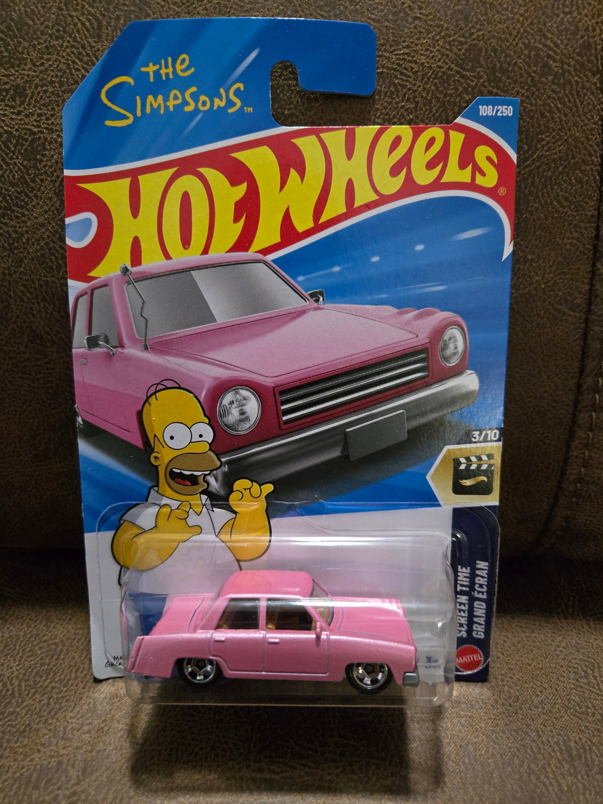 Hot Wheels die-cast car The Simpsons family car