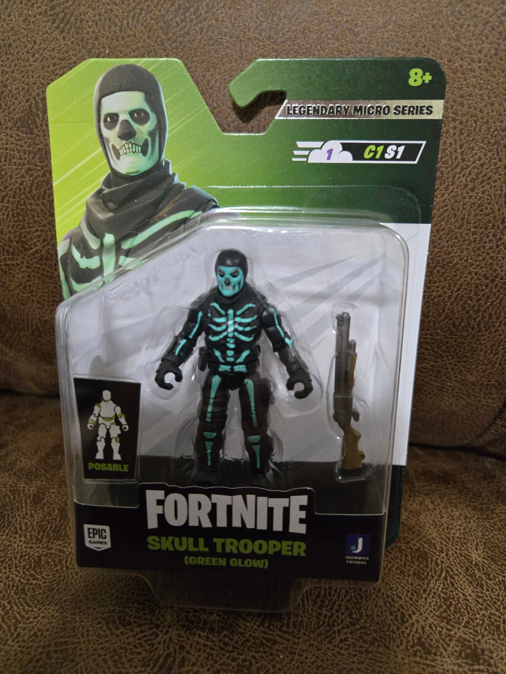 Fortnite Legendary Micro series Skull Trooper