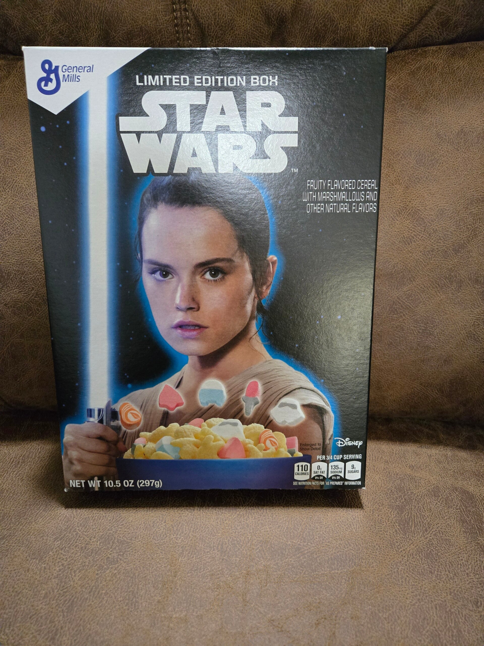 Star Wars cereal box The Force Awakens