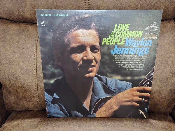 Waylon Jennings Love of the Common People vinyl record LP