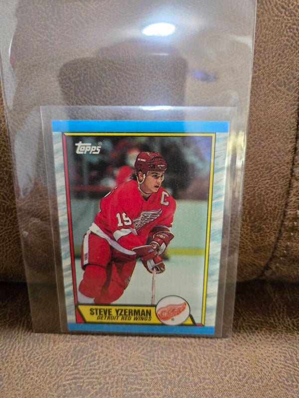Steve Yzerman Topps # 83 1989