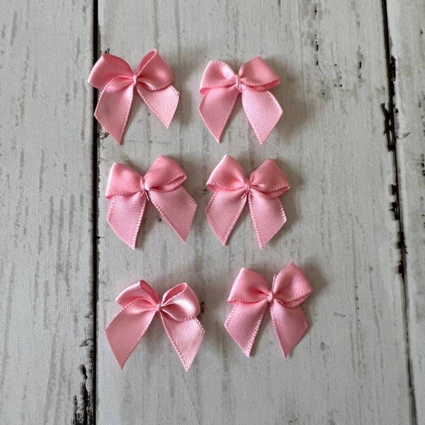 Schleife Midi – 2,4 x 2,4 cm