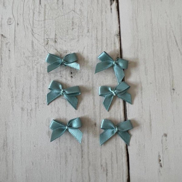 Schleife Mini – 1,9 x 1,6 cm