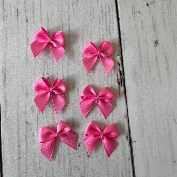 Schleife Midi – 2,4 x 2,4 cm