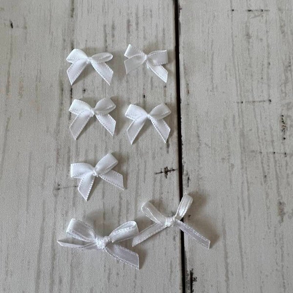 Schleife Mini – 1,9 x 1,6 cm