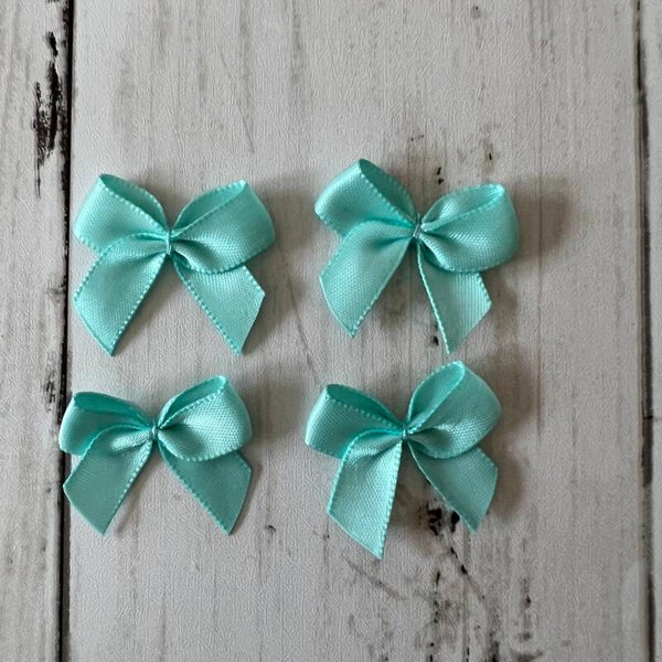 Schleife Midi – 2,5 x 3,0 cm