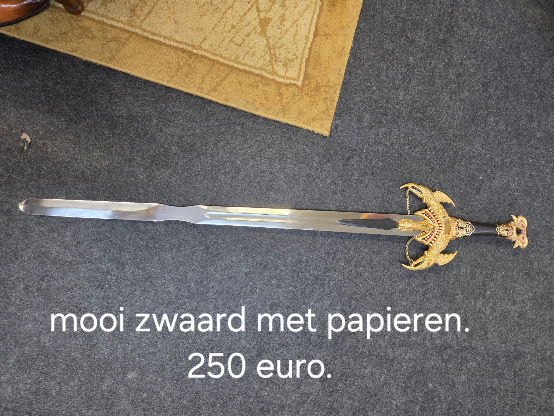Zwaard GOLD HILT  CLADIUS BARBARIAN  ||