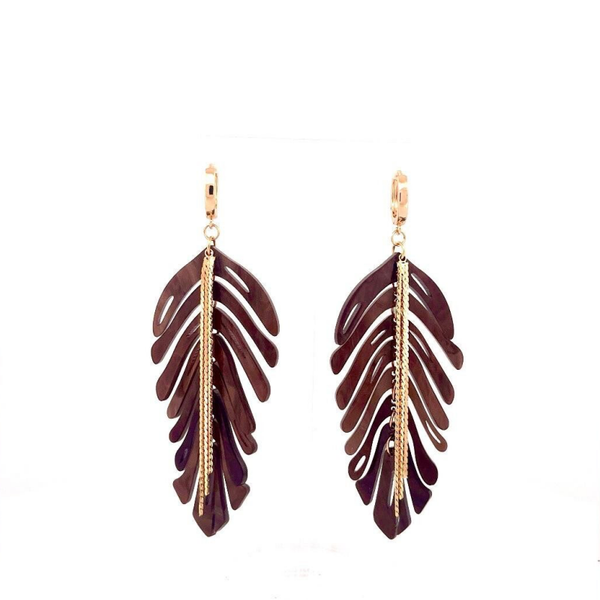 Feathers dark brown