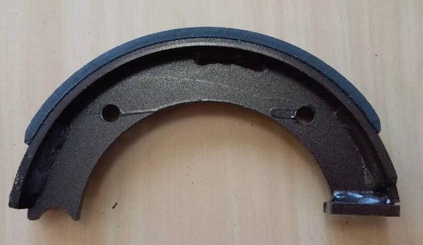 Bremsbacke 250x30 für Deutz, Fendt, Schlüter, Case - Handbremse-04383921/1964167C1