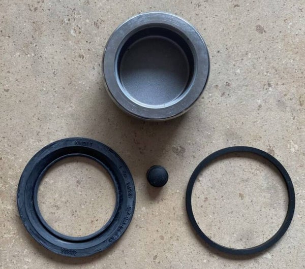 Bremssattel Reparatursatz Dichtsatz inkl. Kolben DEUTZ Bremssattel 04396512