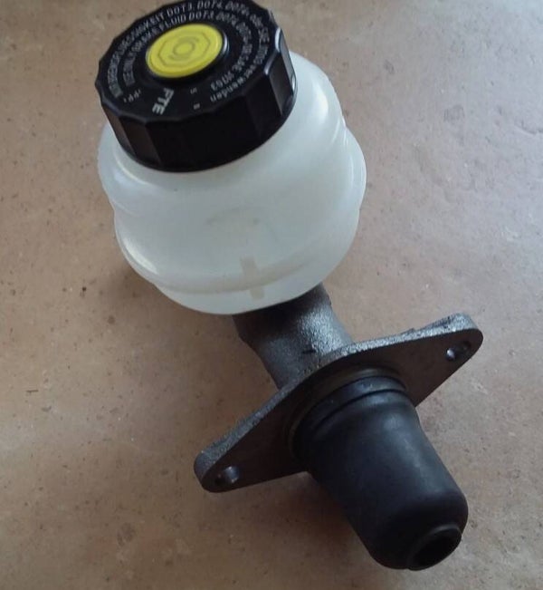 Hauptbremszylinder Ø Kolben 17mm für Case 946 1046 1246 3141682R92