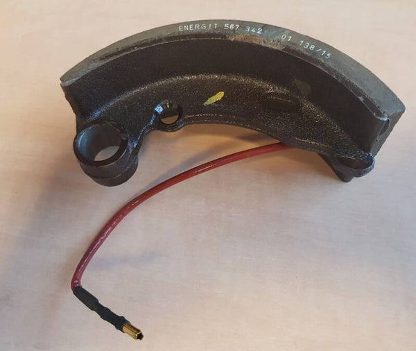 Bremsbacke 180x60 für Fendt-Fussbremse mit Verschleißanzeige-246100150300