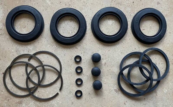 Bremssattel Reparatursatz Dichtsatz ohne Kolben DEUTZ Bremssattel 04381401